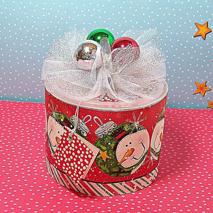 dont throw away that oatmeal container before you see these 14 idea, Wrap it in wrapping paper for a present