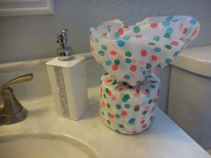 s dress up your bathroom in less than one minute really, bathroom ideas, Add a pop of color with tissue paper