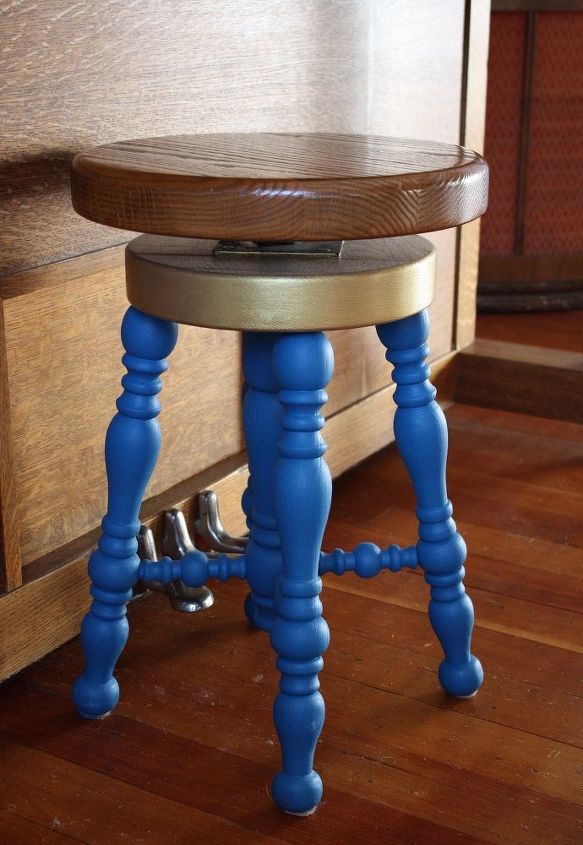 a fancy piano stool