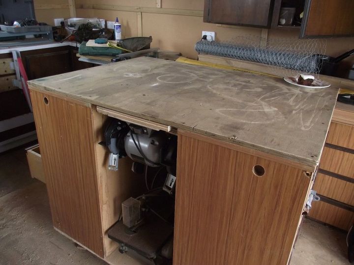 Under Bench Storage For Grinder