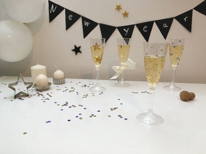 how to dress up a plastic party champagne glasses, how to