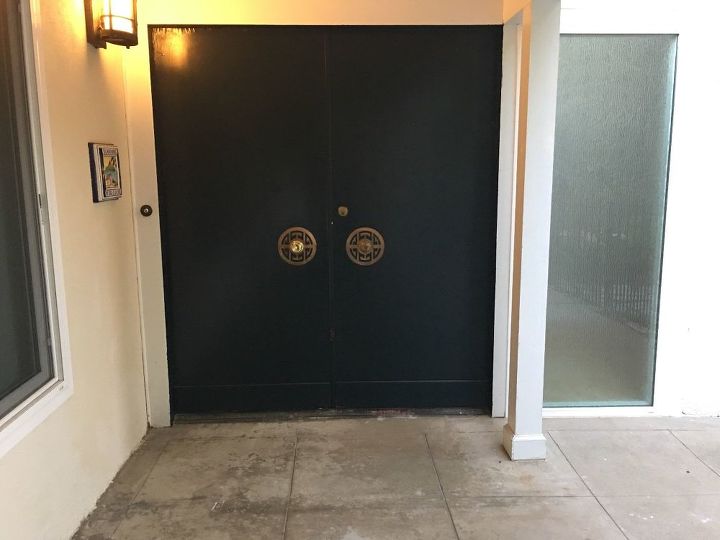 q door knob plates, doors