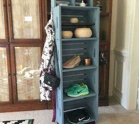 s 15 space saving hacks for your tight bedroom, bedroom ideas, Stack crates into a spinning closet