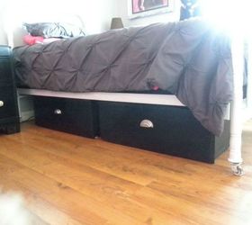 s 15 space saving hacks for your tight bedroom, bedroom ideas, Slide old drawers underneath your bed