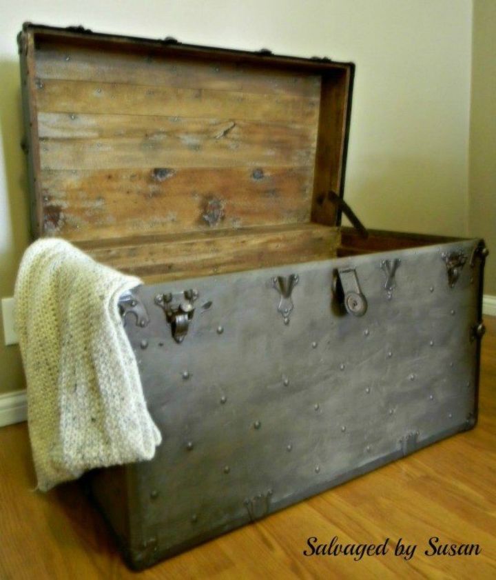 s flip that rusted garage sale find with these 14 stunning ideas, garages, Salvage an old rusted trunk with citric acid
