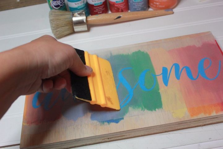 diy rainbow word art sign, crafts, Apply your decal
