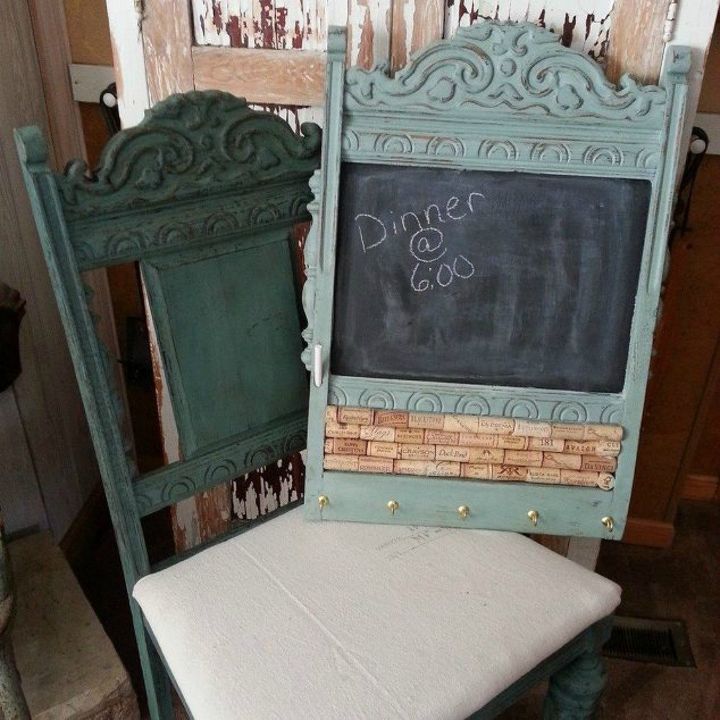15 brilliant ways to reuse that broken chair, Turn it the back into a memo board