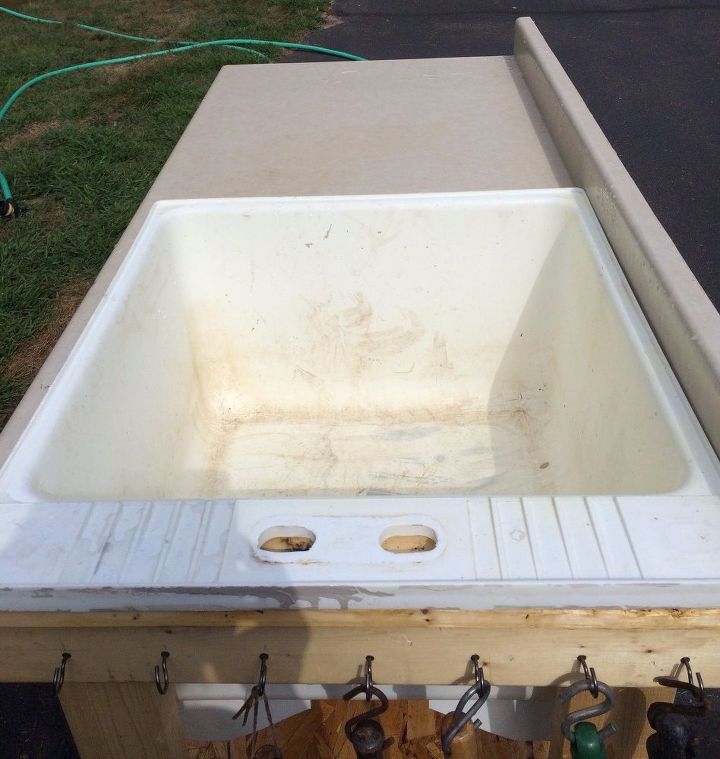 repurposed laundry tub to potting table fish cleaning table