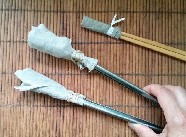 clean your blinds with tongs chopsticks, cleaning tips, home decor