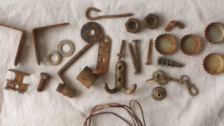 How to Rusty Metal Pieces Using Vinegar, Hydrogen Peroxide and Salt ...