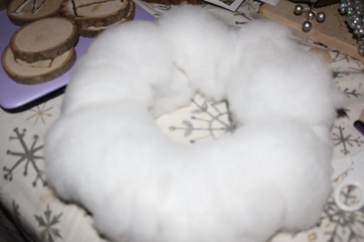 make a winter white wreath for under 5, crafts, wreaths