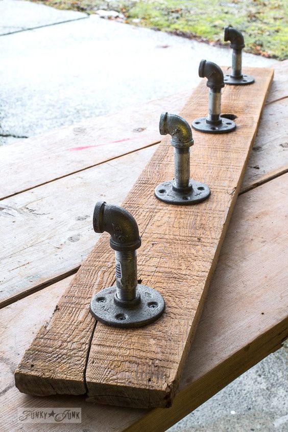 rustically cool industrial pipe coat hooks in 10 minutes, plumbing