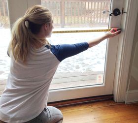 How to Paint a Glass Window With Epsom Salt So You Can't See