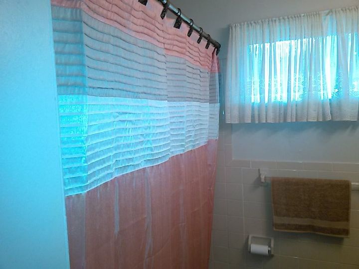 q need help with doing something with an old bathroom window, bathroom ideas