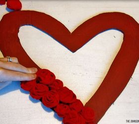 felt rosette valentine s day wreath, crafts, seasonal holiday decor, valentines day ideas, wreaths