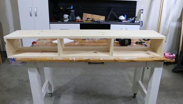 construir uma mesa de sof moderna de meados do sculo