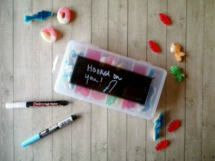 s 20 heartfelt valentine s day gifts for under 20, seasonal holiday decor, valentines day ideas, Give them a hooked on you candy box