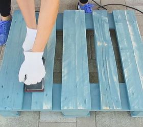 vintage style coffee table from pallet video