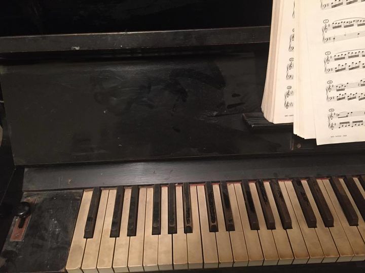 q how can i keep my piano clean, cleaning tips