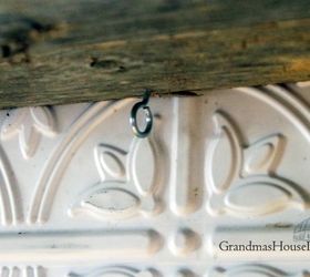 Why she hangs 2 eye hooks above her kitchen sink (smart!)