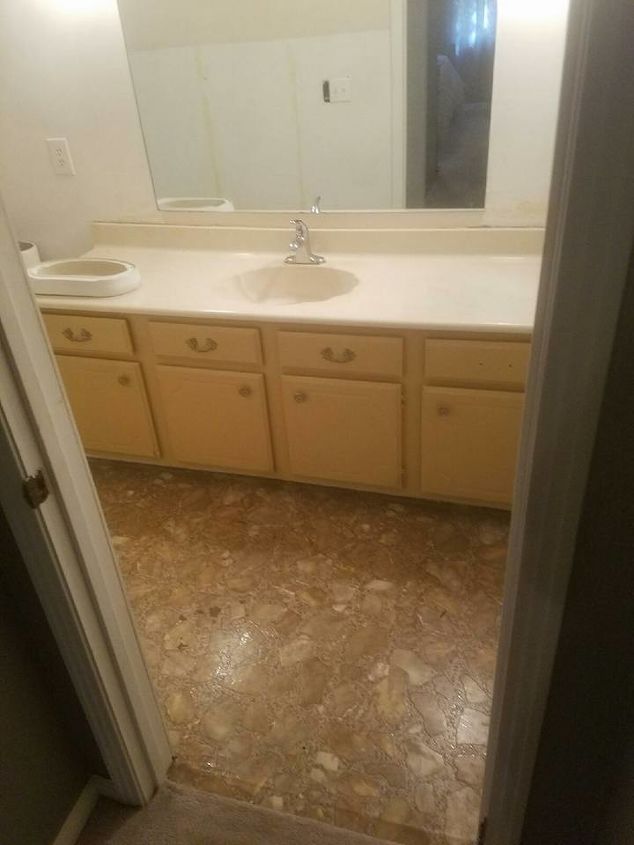 Ugly 1970 S Bathroom Gets A Farmhouse Inspired Makeover