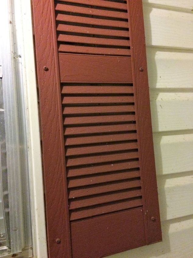 any good paint color ideas for shutters and the front door