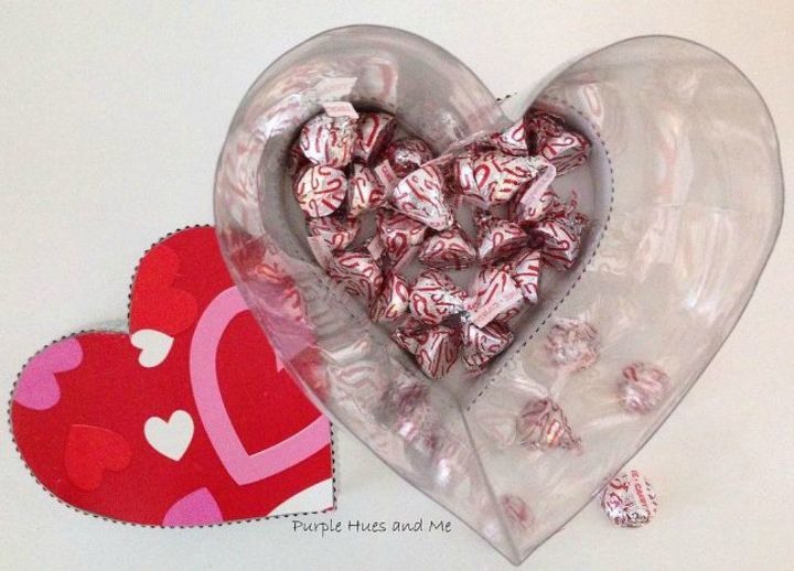 s cut plastic ontainters in half to copy these 16 cool ideas, This lovely Valentine s gift box