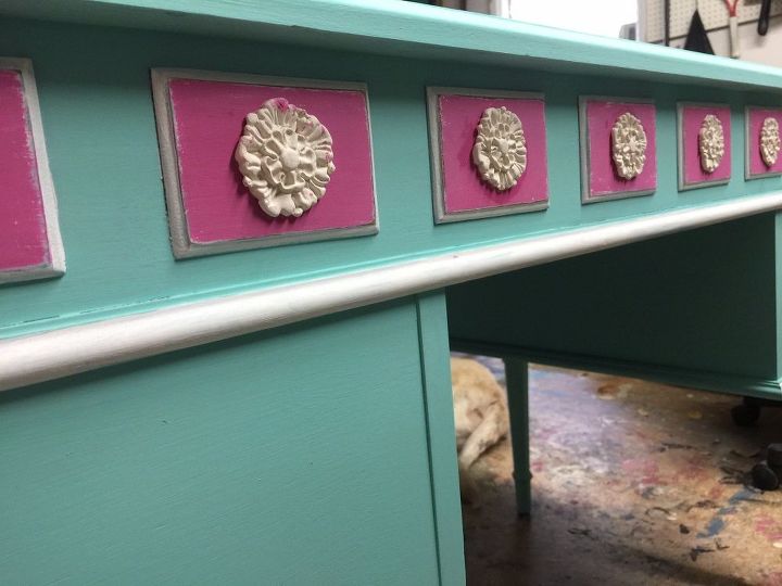 glam desk adding moulds stamps to furniture, painted furniture