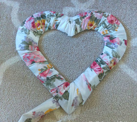 15 minute floral heart wreath, crafts, wreaths