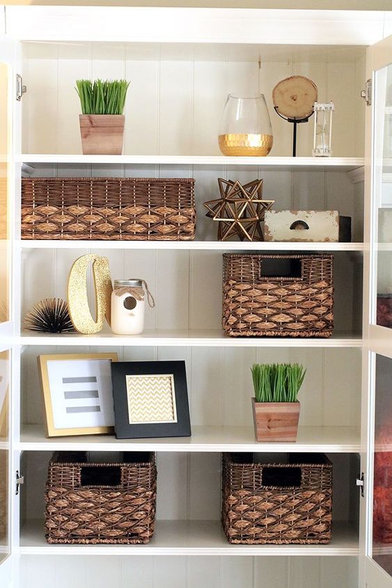 tips on how to decorate bookshelves around a tv, how to, shelving ideas, storage ideas