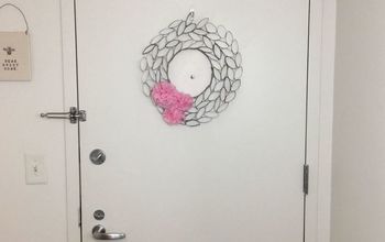 How to Make the Easiest & Greenest Toilet Paper Roll Wreath