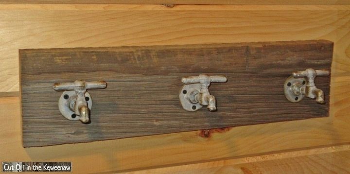 barn wood faucets ganchos