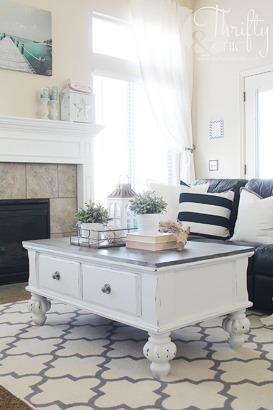 farmhouse style coffee table makeover, painted furniture