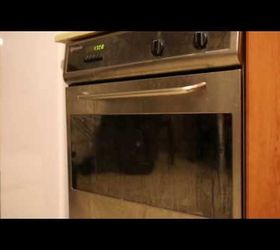 best way to clean a really dirty oven