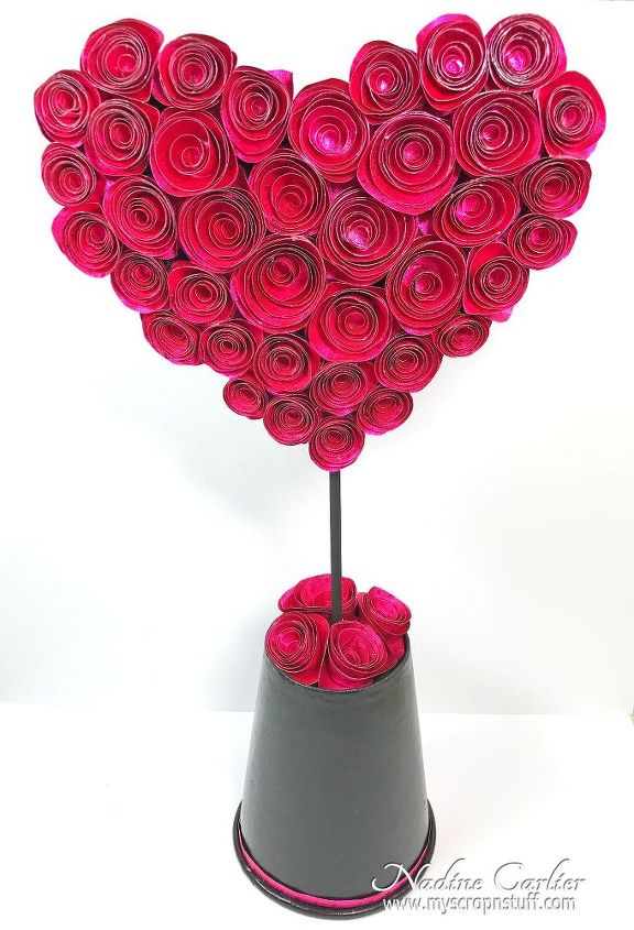 diy rose heart valentine decor