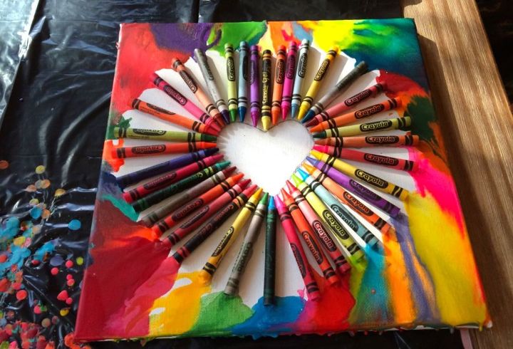 crayon art heart