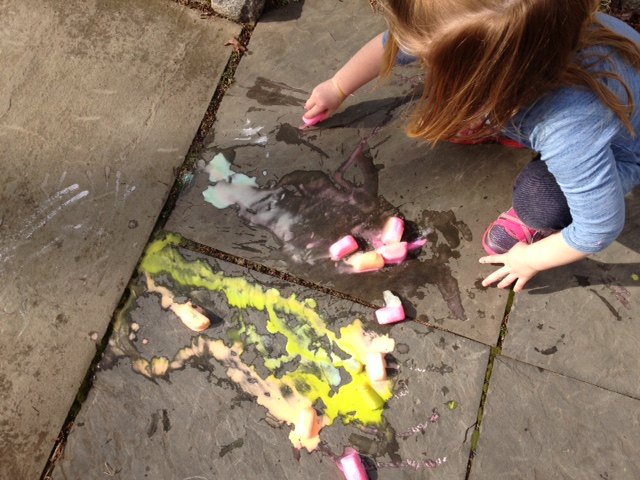 erupting ice chalk for playtime