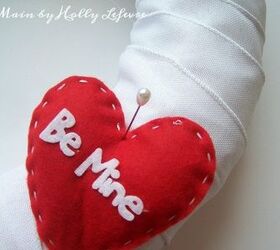 ribon and puffy heart valentines wreath, crafts, wreaths
