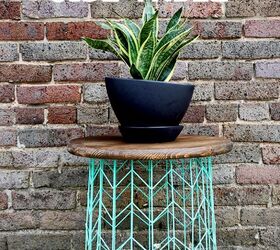 make this wire basket side table, crafts, painted furniture
