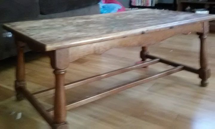 q refurbish coffee table, painted furniture