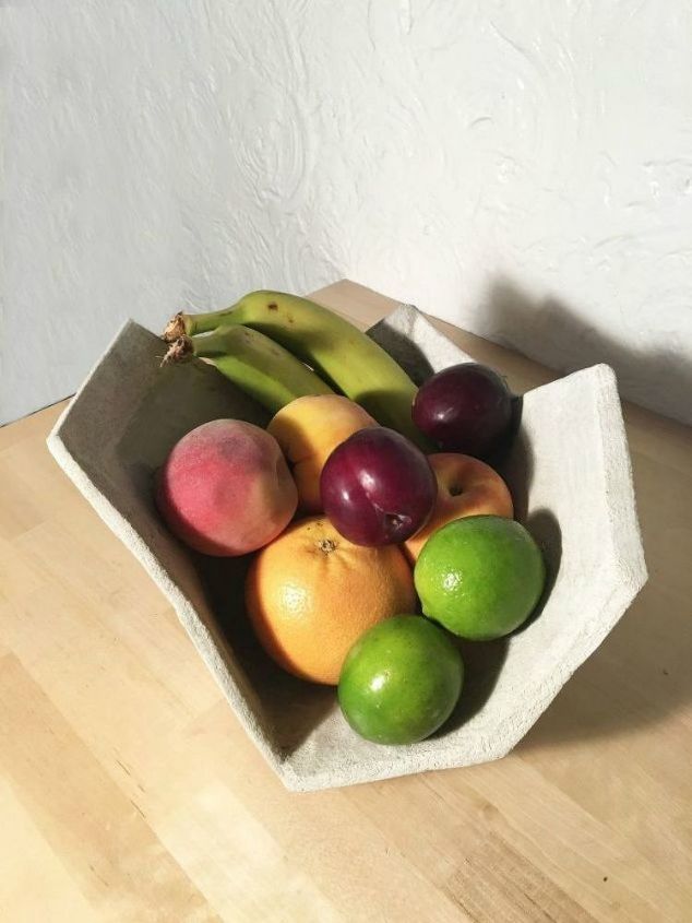 14 stunning ways to add cement to your home decor, Carve it into a geometric fruit bowl