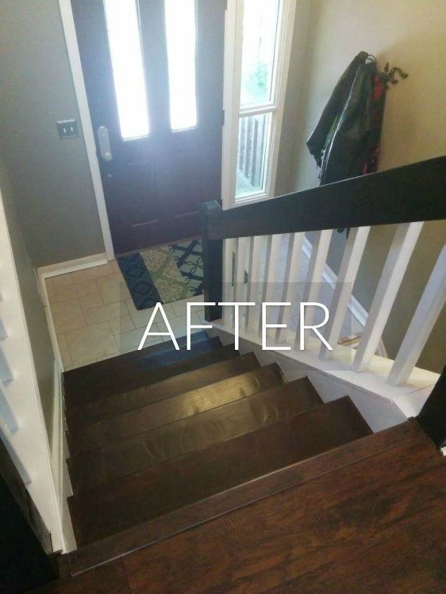 d adeus s escadas do seu tapete com essas reformas brilhantes, Escadaria Split Foyer recebe uma reforma