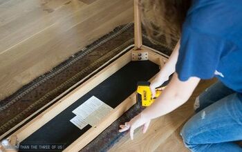 Cómo usar una alfombra vieja para tapizar un banco