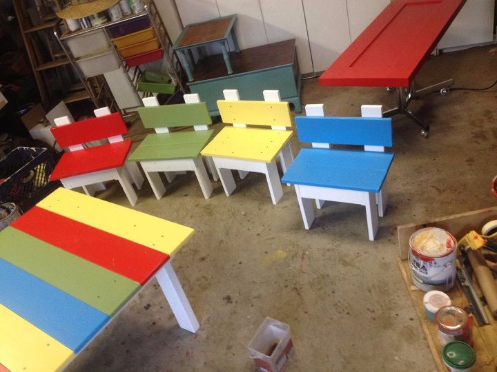 q children s play table 4 chairs, painted furniture