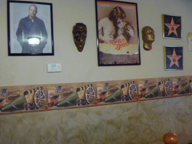 t theater room wall