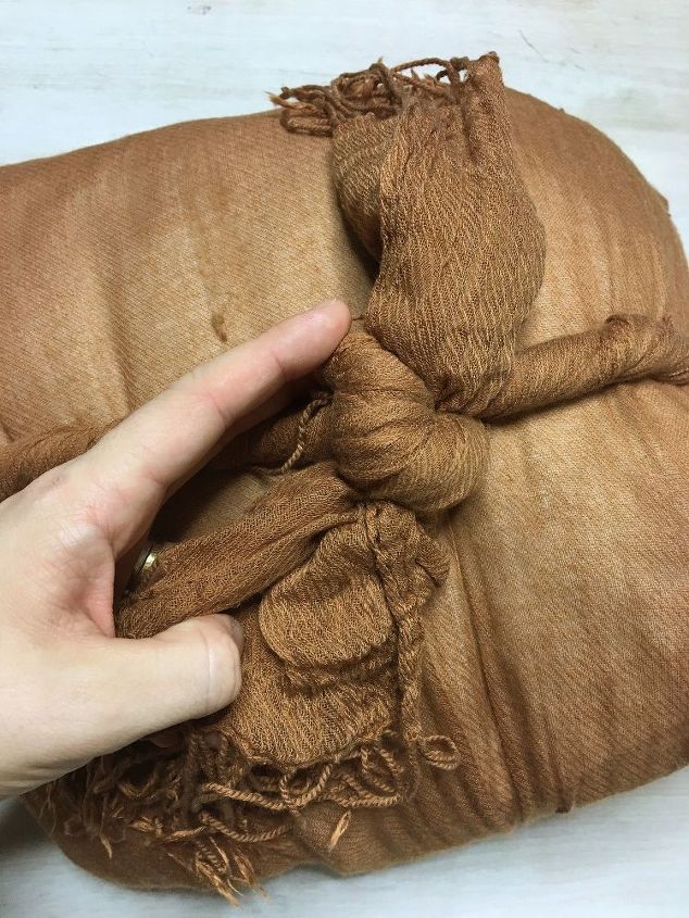 3 way no sew pillow cases with spring scarves