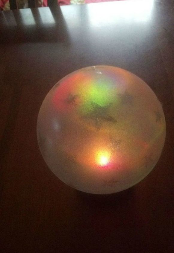 15 maneiras que voc nunca pensou em usar lmpadas em sua casa, Bola de cristal de sucata