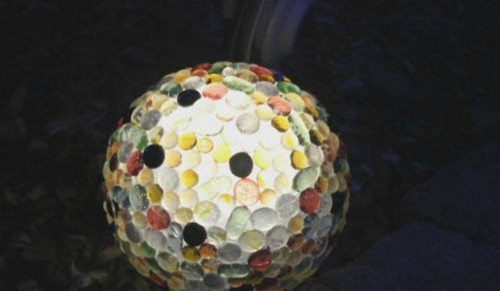 s 15 ways you never thought of using light fixtures in your home, home decor, Use one to glam up your garden path