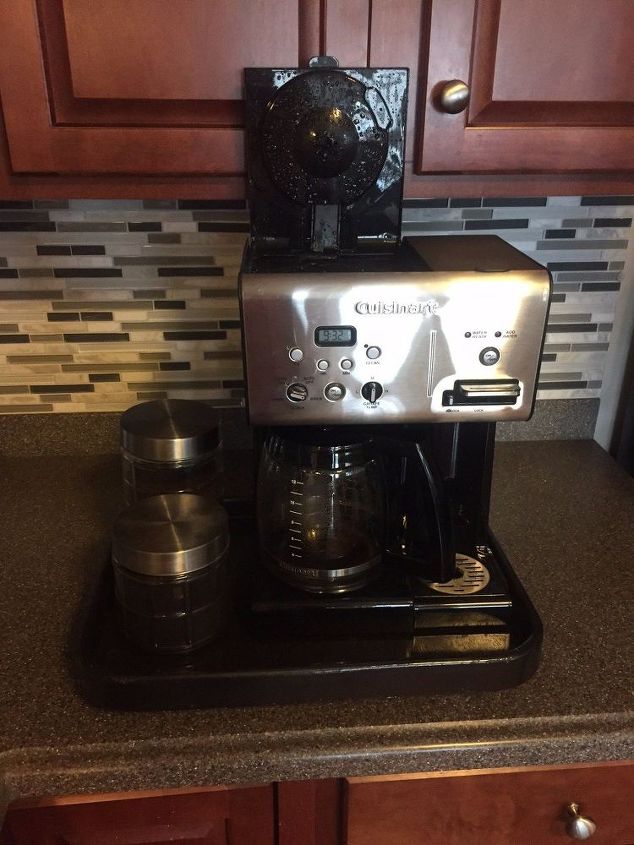 Countertop coffee pot sliders