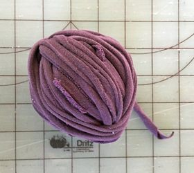 how to make t shirt yarn, how to, Roll the yarn into a ball